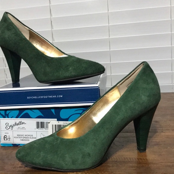 hunter green pumps